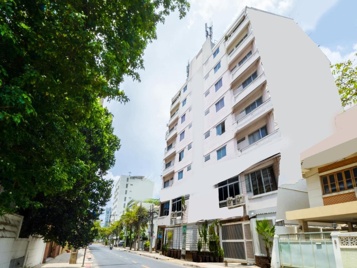 Oyo 1042 Boon'S Residence Bangkok Exteriör bild